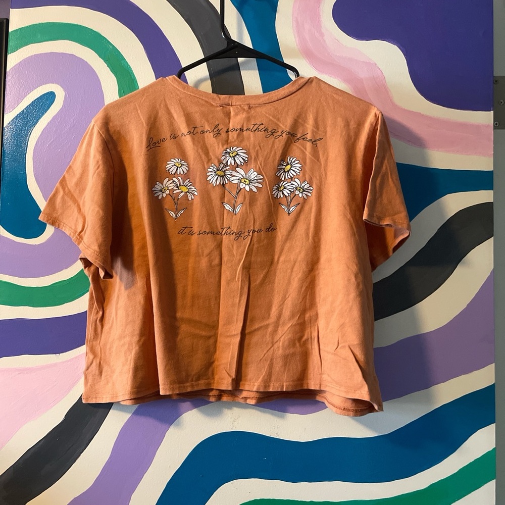 Floral Cropped Tee - Picture 2 of 4